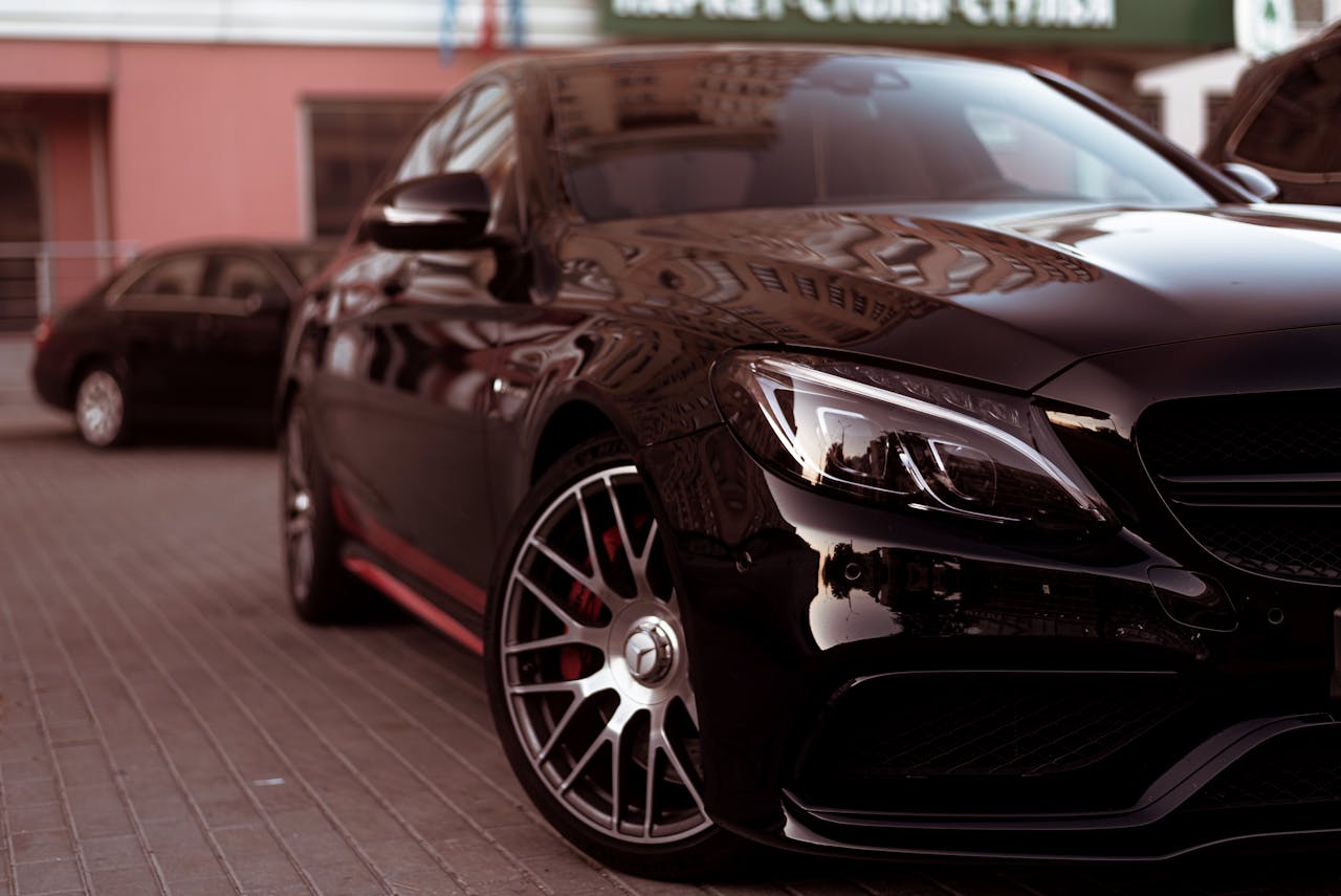 can you tint your front windscreen