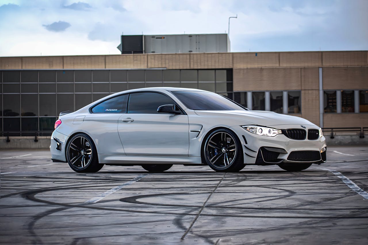 how much should car window tinting cost