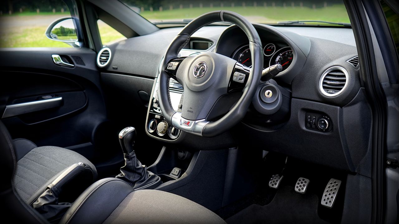 interior car detailing brisbane