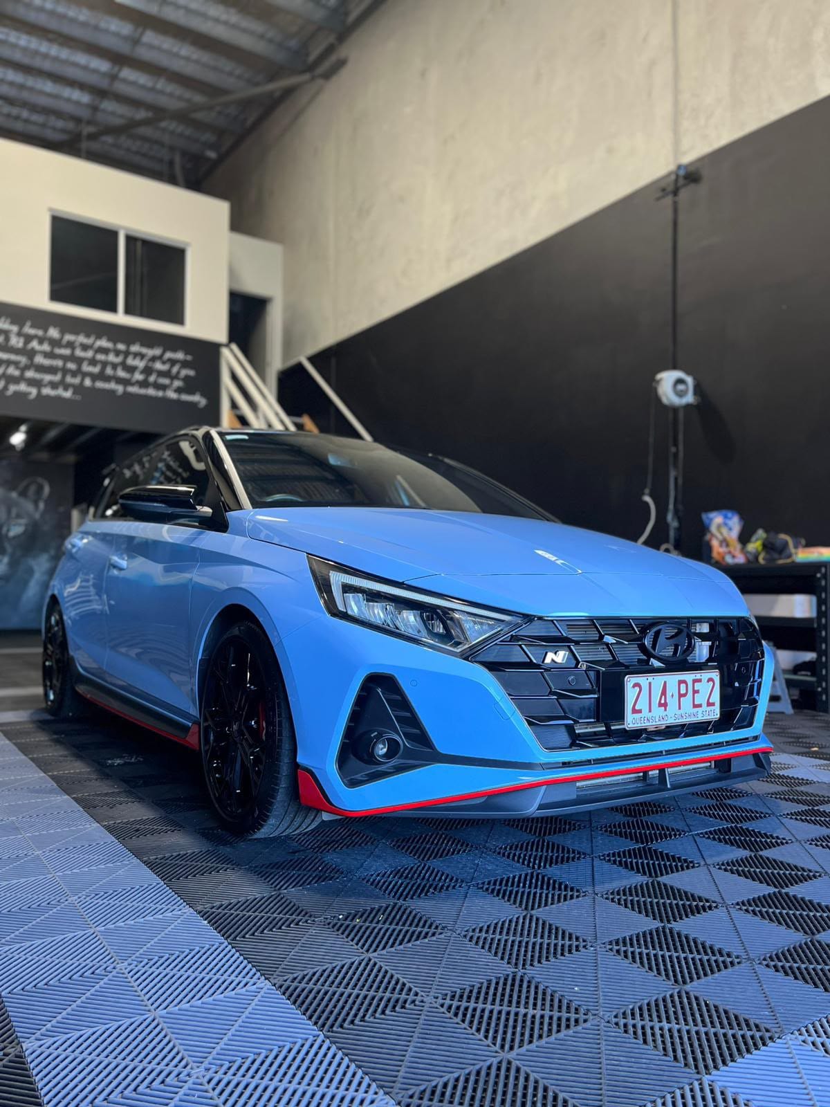R1 Auto ceramic coating install, (#05)