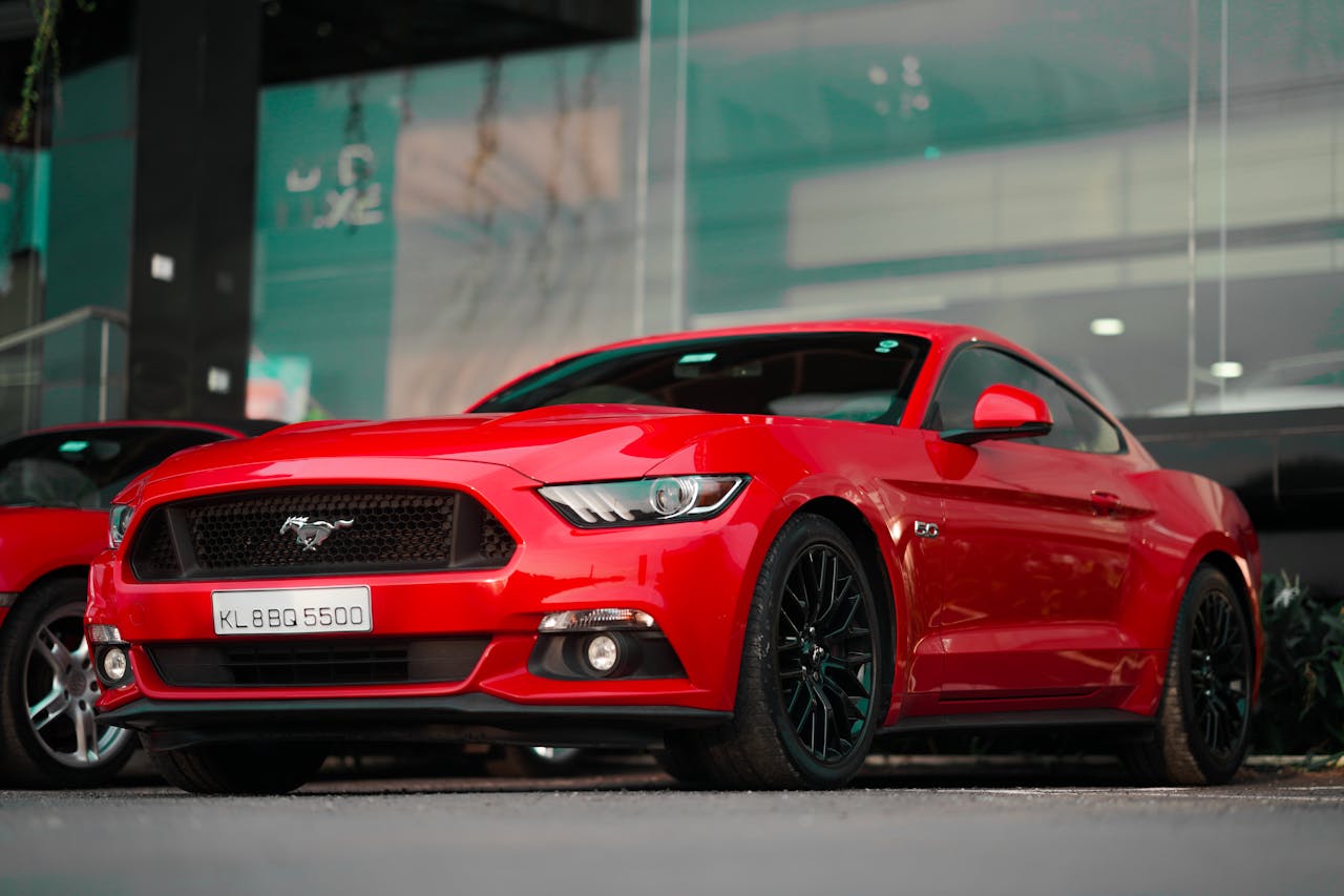 Ceramic Coating vs. Car Wax: Why “Sunday Waxing” is Dead